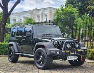 Jual bekas KM.61.RB JEEP WRANGLER RUBICON 3.8 AT 2010 HITAM FULL ACCESORIS SEGER,lokasi di 