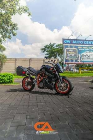 Jual bekas KTM Superduke 990 2005,lokasi di Kota Tengah