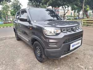 Jual bekas Like New Suzuki S-Presso 1.0 Bensin-MT 2022 Abu,lokasi di 