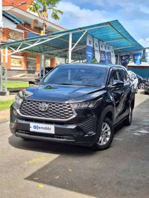 Jual bekas Like New -Toyota Kijang Innova 2.0 Zenix G HV CVT Hybrid AT 2024 Hitam,lokasi di 