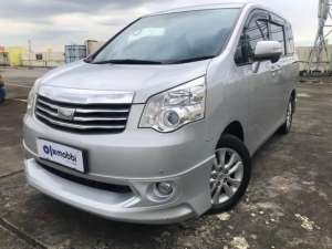 Jual bekas Low Angsuran Toyota Nav1 2.0 V Limited Bensin-AT 2015 1PI,lokasi di 
