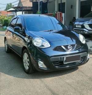 Jual bekas March Facelift CBU L AT Th 2016 Plat F,lokasi di Jakarta Selatan