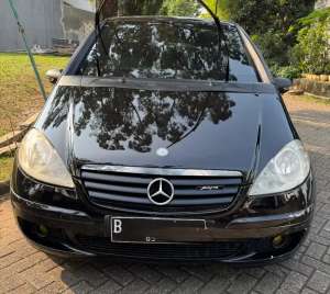 Jual bekas Mercedes Benz A150 tahun 2006 Matic,lokasi di 