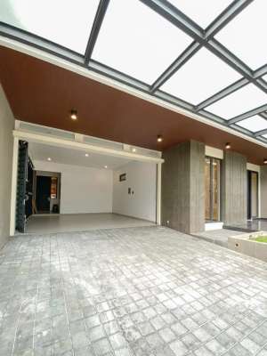 Minimalis Rumah Raffles Garden Citraland Utama Full Furnished Ciamik lokasi di Citraland, tersedia melalui melalui situs Olx