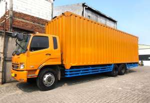 Jual bekas Mitsubishi Fuso 7.5 Manual 2021 MULUSbanBARU MURAH Mitsubishi fuso tronton 6x2 Box besi 2021 bok,lokasi di DKI Jakarta