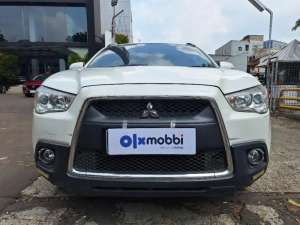Jual bekas Mitsubishi Outlander Sport 2.0 GLS Bensin-AT 2013 Putih,lokasi di 