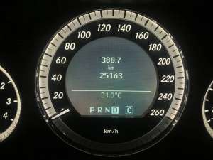 Jual bekas Mobil Mercedes Benz E200 2010 AT Sukomanunggal Surabaya,lokasi di 