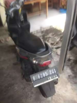 Jual bekas motor honda vario cbs 2009,lokasi di Jagakarsa