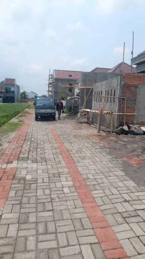 MURAH KAVLINGAN DI BNANYUANYAR SOLO BISA KPR DIBANTU SAMPAI BERES lokasi di Kedurang Ilir, tersedia melalui melalui situs Olx