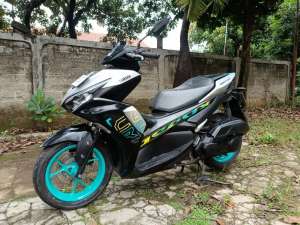 Jual bekas New Aerox 155 VVA Tahun 2024 Pajak Mei 2026 Tahun depan Connected,lokasi di Makasar