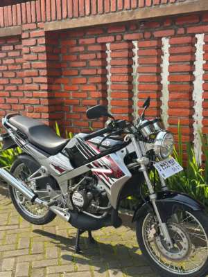 Jual bekas Ninja M Tahun 2008,lokasi di Sindangkasih