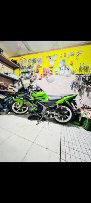 Jual bekas Ninja rr new 2015,lokasi di Grogol Petamburan