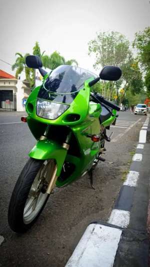 Jual bekas Ninja RR Old Hijau Istimewa Pajak Panjang,lokasi di Kanigaran