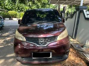 Jual bekas Nissan Evalia XV AT 2013,lokasi di 