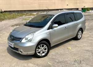 Jual bekas NISSAN GRAND LIVINA 1.5 SV BENSIN MANUAL 2013,lokasi di 