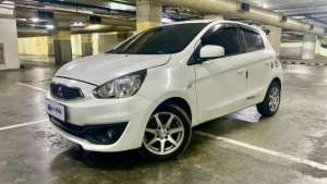 Jual bekas OLX Mobbi Mitsubishi Mirage 1.2 GLX Bensin-AT 2014 PRU,lokasi di 