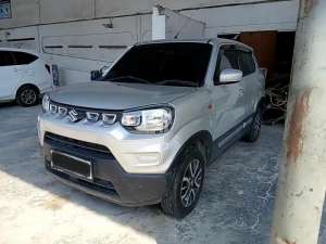 Jual bekas OLXMOBBI Low Angs Suzuki S-Presso 1.0 Bensin-MT 2022 HKC,lokasi di 