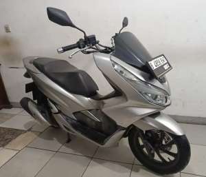 Jual bekas Pcx 150 non abs 2019 lengkap siap pake,lokasi di Cakung