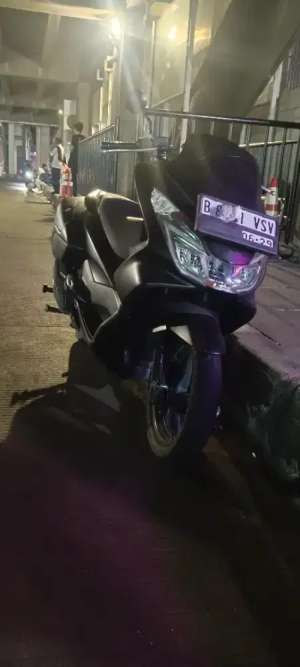 Jual bekas PCX CBU 150cc 2016,lokasi di Larangan