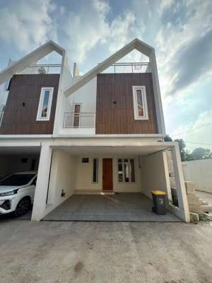 PESANGGRAHAN TOWNHOUSE MODERN MINIMALIS BEST PRICE lokasi di Pesanggrahan, tersedia melalui melalui situs Olx
