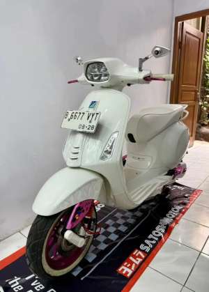 Jual bekas Piaggio Vespa Sprint Justin Bieber Modif Like New,lokasi di Ciledug
