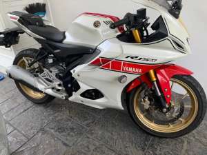 Jual bekas RARE Dijual Cepat Yamaha R15M World GP 60th Anniversary,lokasi di Gunung Putri