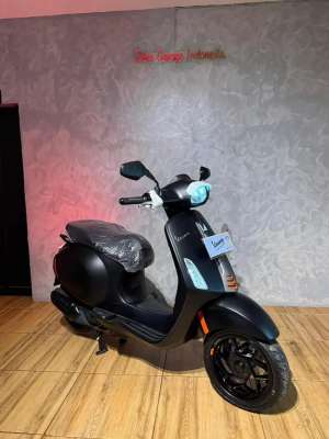 Jual bekas READY STOCK VESPA SPRINT S NEW 2025,lokasi di Makassar