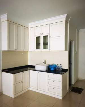 Ruko Kepri Mall Batam Furnished lokasi di Batam Kota, tersedia melalui melalui situs Olx