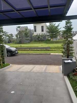 Rumah 2 Lantai dengan backyard luas Bukit Golf Lagoon Park Cibubur lokasi di Cibubur, tersedia melalui melalui situs Olx