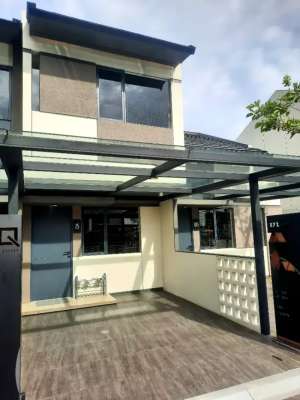 Rumah 2 Lantai Murah Tipe Z5 di Lippo Cikarang Cosmopolis lokasi di Cikarang Selatan, tersedia melalui melalui situs Olx