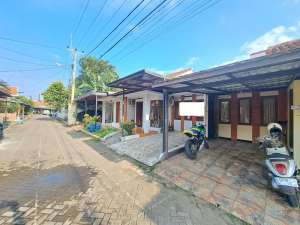 Rumah 2 Lt SHM 10 Mnt ke The Park Sawangan Dibantu KPR J-33484 lokasi di Bojongsari, tersedia melalui melalui situs Olx