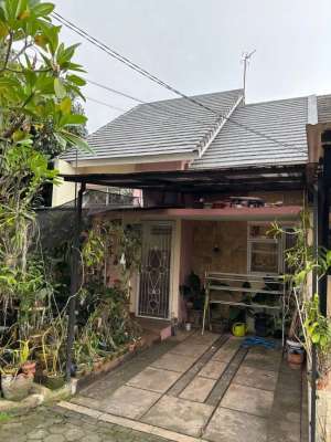 Rumah 2 Lt SHM Hadap Timur 18 Menit ke Cibubur Junction J-34356 lokasi di Cibubur, tersedia melalui melalui situs Olx