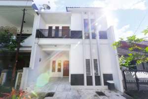 Rumah 2 Lt Strategis 15 Menit ke Stasiun Depok Lama Siap Huni J-21131 lokasi di Cilodong, tersedia melalui melalui situs Olx