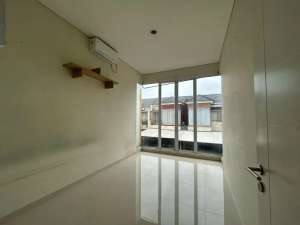 Rumah 2 Lt Terawat 15 Menit ke Gerbang Tol Parigi Hadap Timur J-32848 lokasi di Ciputat, tersedia melalui melalui situs Olx