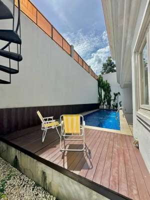 Rumah ada kolam renang di bsd provence parkland lokasi di Bumi Serpong Damai, tersedia melalui melalui situs Olx