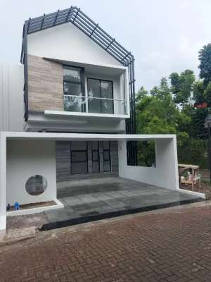 Rumah Baru 2 Lantai Minimalis Setiabudi Bandung Utara lokasi di Sukasari, tersedia melalui melalui situs Olx