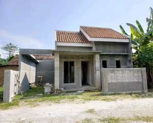 RUMAH BARU KRANDEGAN KEBONSARI MADIUN lokasi di Dolopo, tersedia melalui melalui situs Olx