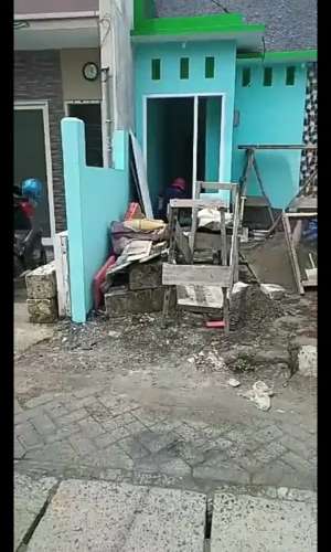 Rumah baru luas 42 m2 harga 325 juta di Tropodo, Waru, Sidoarjo lokasi di Waru, tersedia melalui melalui situs Olx