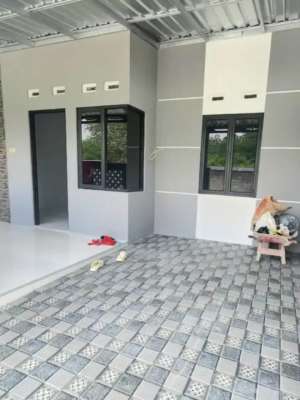 Rumah Baru SIAP HUNI utara plesungan mojosongo solo lokasi di Pasar Kliwon, tersedia melalui melalui situs Olx