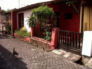 Rumah Dijual di Perum Condongcatur Super Strategis BU Tengah Kota lokasi di Depok, tersedia melalui melalui situs Olx