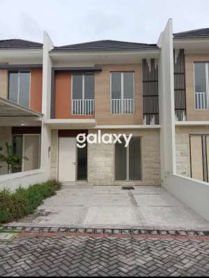 Rumah Greenland Residence C2 Gresik 2 Lantai Hadap Barat lokasi di Menganti, tersedia melalui melalui situs Olx