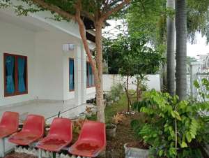 Rumah halaman luas Jln. katio, Marpoyan pekanbaru. lokasi di Marpoyan Damai, tersedia melalui melalui situs Olx