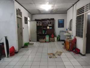 Rumah Hitung Tanah Di Bawah NJOP Ciledug Raya Jakarta Selatan lokasi di Pasar Minggu, tersedia melalui melalui situs Olx