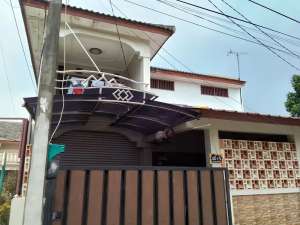 Rumah LB 150 di Bekasi Akses Dekat Tol dan Faskes Bebas Banjir J-28174 lokasi di Bekasi Selatan, tersedia melalui melalui situs Olx