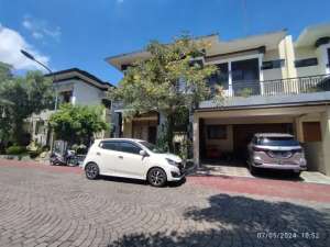 Rumah Mewah Komplek Elite Taman Palagan Asri 3 Sekelas Bale Mulia lokasi di Ngaglik, tersedia melalui melalui situs Olx