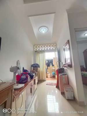 Rumah Murah 2 lantai Dekat Mangko Brimob Kelapa Dua Depok lokasi di Cimanggis, tersedia melalui melalui situs Olx