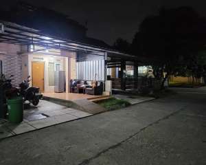 Rumah Murah Komplek Kamayangan Residence Arcamanik Kota Bandung lokasi di Arcamanik, tersedia melalui melalui situs Olx