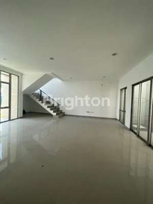 Rumah PIK2 10x15 SHM Bisa KPR lokasi di Tanjung Priok, tersedia melalui melalui situs Olx