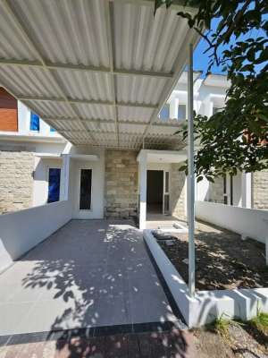 RUMAH PURI SURYA JAYA GEDANGAN SIDOARJO. LOKASI DEPAN CLUSTER BOSTON lokasi di Sidoarjo, tersedia melalui melalui situs Olx