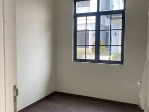 Rumah SHM 4 Kamar 10 Menit ke Terminal di Cikupa Bebas Banjir J-18549 lokasi di Sindang Jaya, tersedia melalui melalui situs Olx